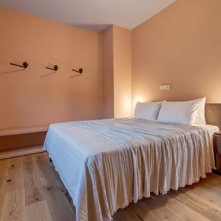 מלון Yonca Anjelika