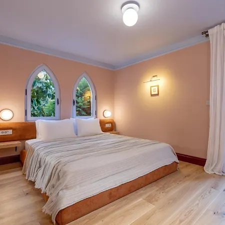 מלון Yonca Anjelika *