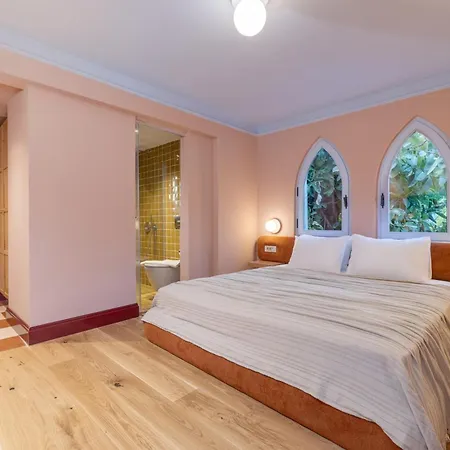 מלון Yonca Anjelika