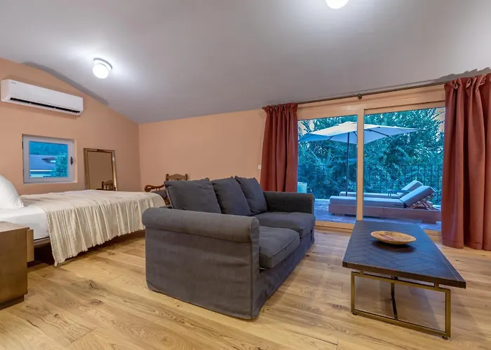 Hotel Yonca Anjelika *