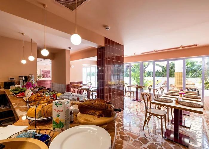 Hotel Yonca Anjelika